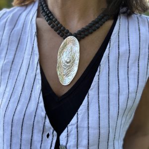 COLLAR PIEDRAS VOLCANICAS DOBLE